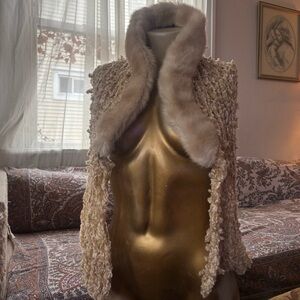 Maliparmi Knitted Open Crochet Gold Blonde Scarf with Fur Trim